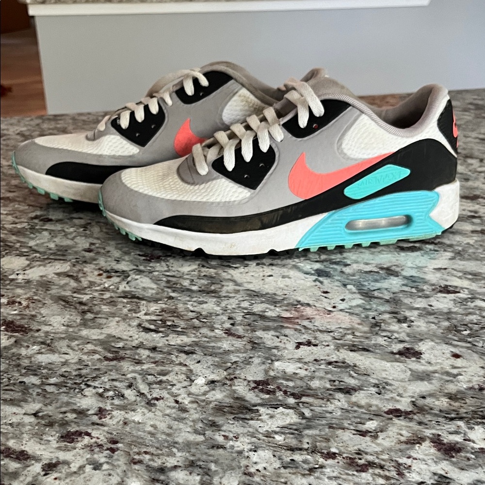 Nike Air Max golf shoes with Gray and Mint Highlights